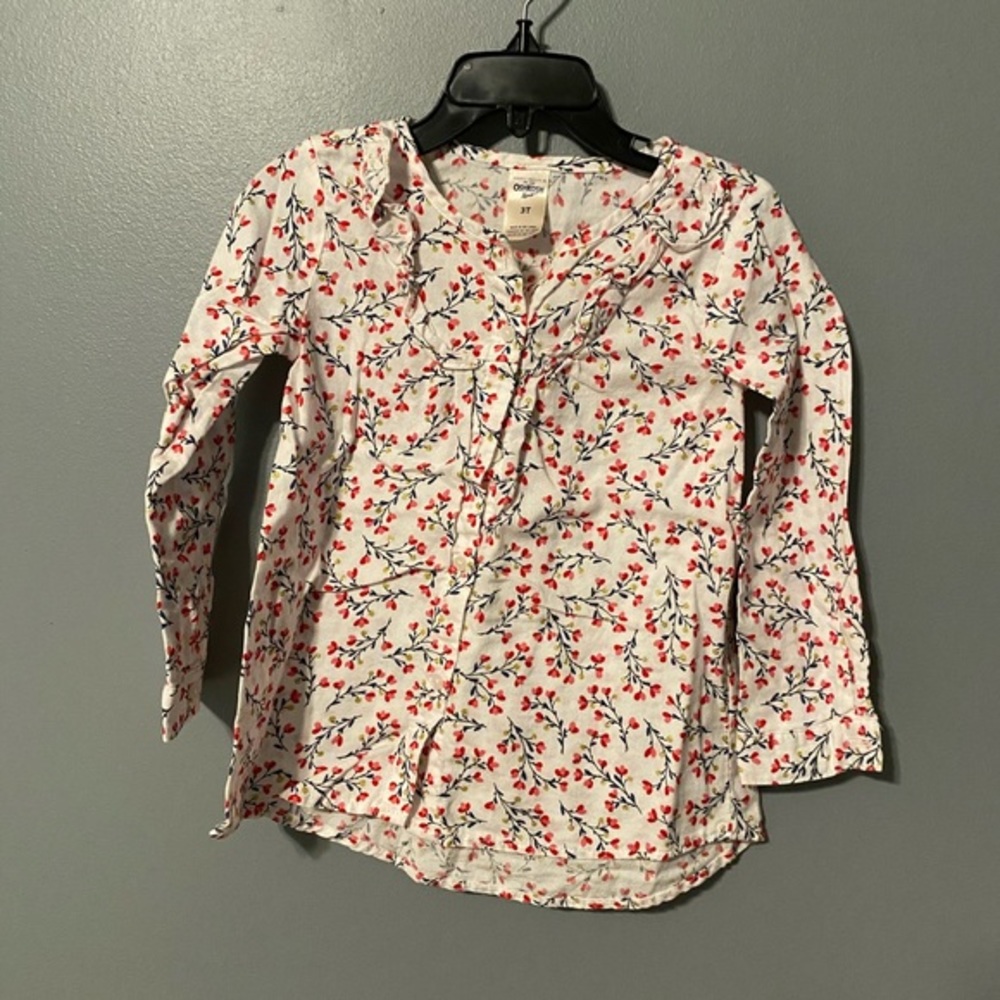 5/$25 Oshkosh top size 3T